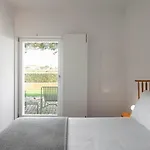 Flattered To Be In Algarve Апартаменты Тавира