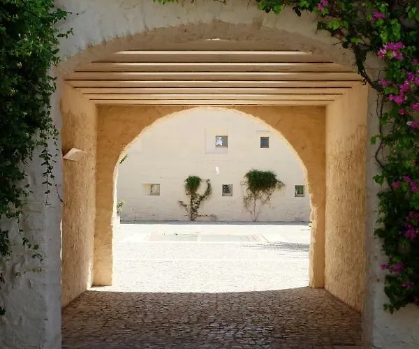 Flattered To Be In Algarve 아파트